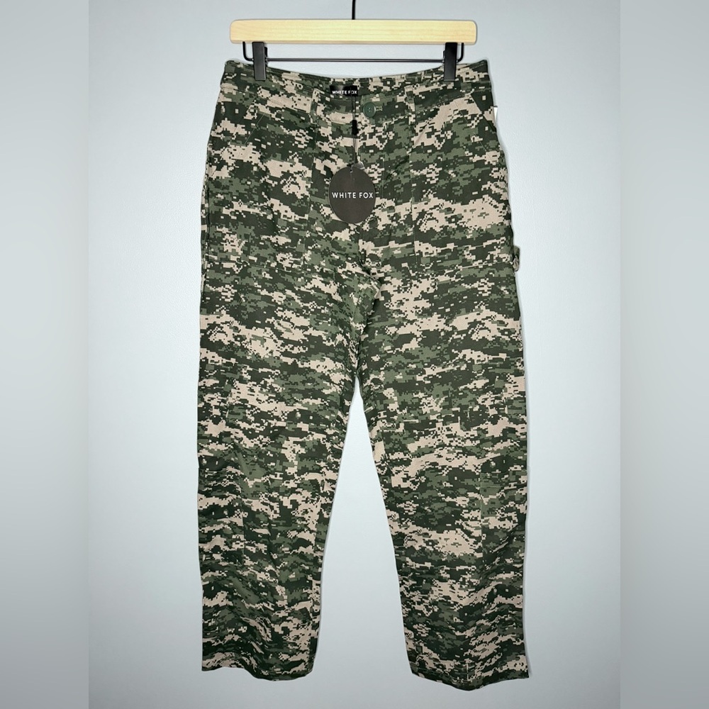 NWT White Fox Boutique Out to Play Digital Camo Cargo Pants | Size Small